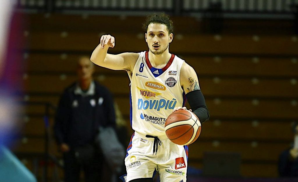 All'intervallo di metà match Treviglio è in vantaggio sulla Novipiù: 52-41